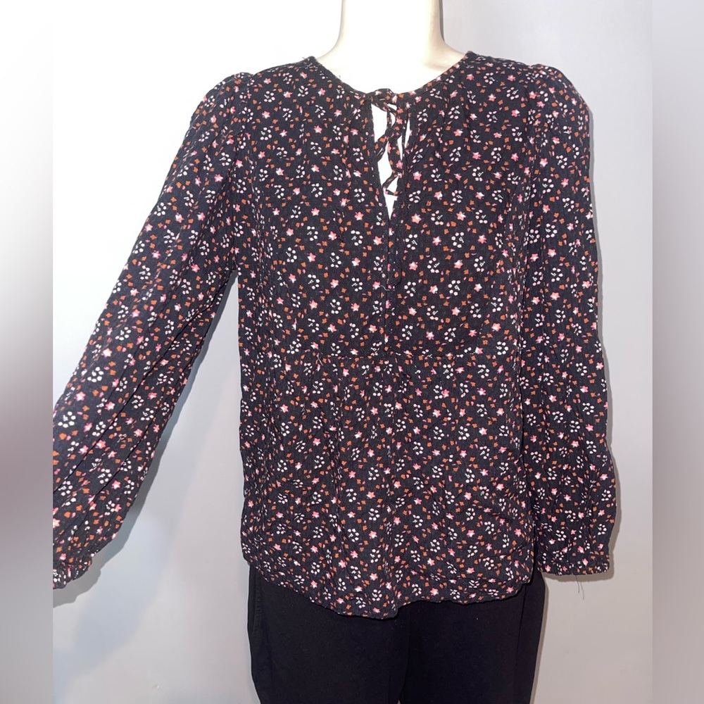 Universal Thread black floral rayon blouse flowy sleeves woman’s size small